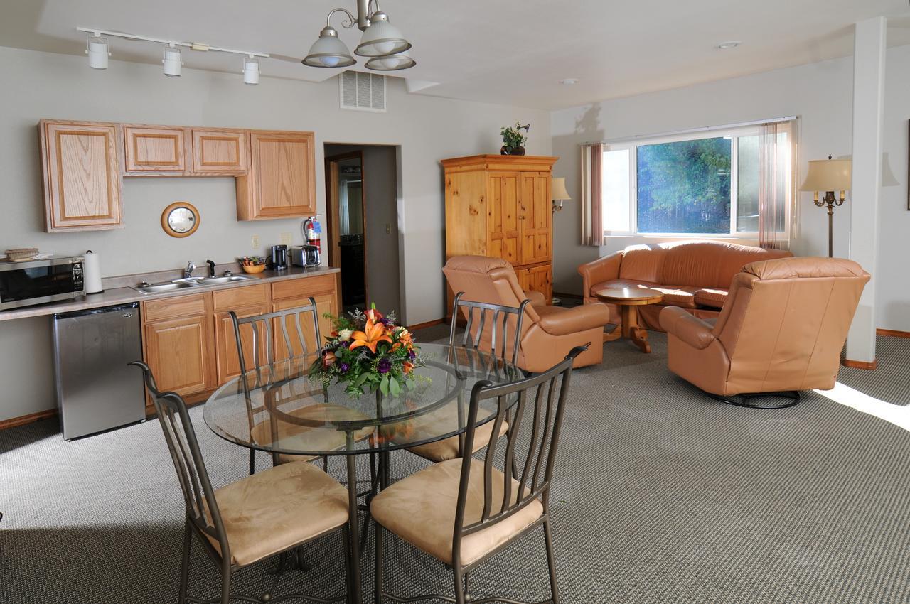 Morrisons Rogue River Lodge Merlin ภายนอก รูปภาพ