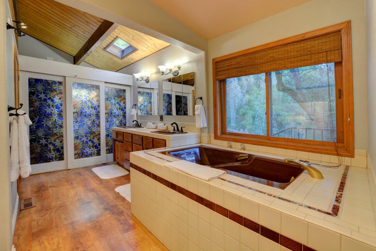 Morrisons Rogue River Lodge Merlin ภายนอก รูปภาพ