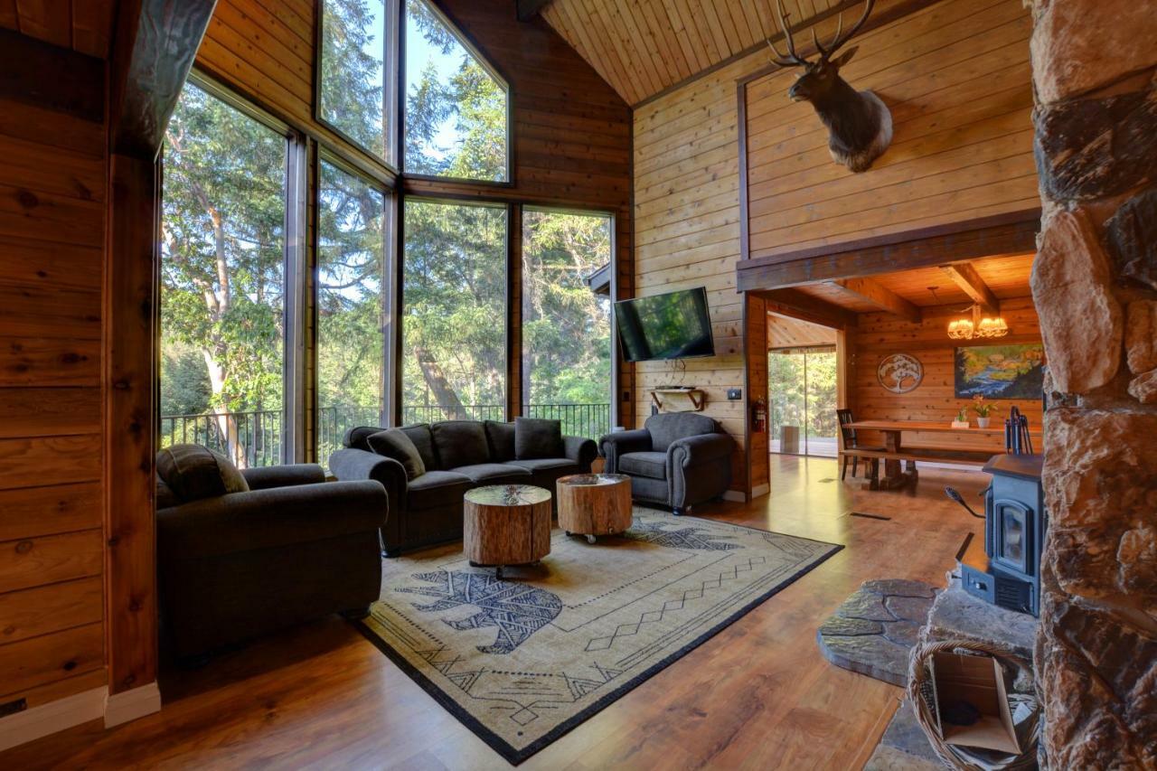 Morrisons Rogue River Lodge Merlin ภายนอก รูปภาพ