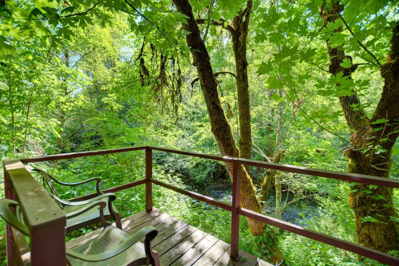 Morrisons Rogue River Lodge Merlin ภายนอก รูปภาพ
